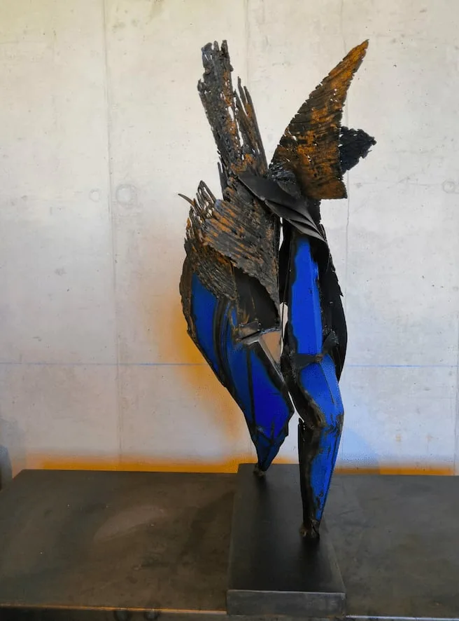 Sculpture de Julien Allègre, acier et inox: Infinité — Vue 4