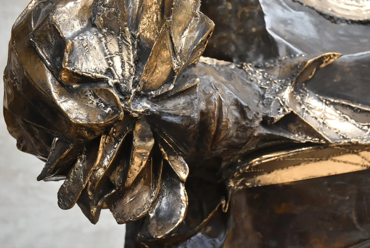 Sculpture en bronze de Julien Allègre : Équilibre illusoire — Vue 7