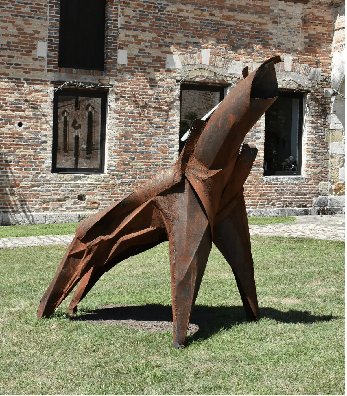 Unique monumental sculpture, corten steel and copper by Julien Allègre : Bête — View 2