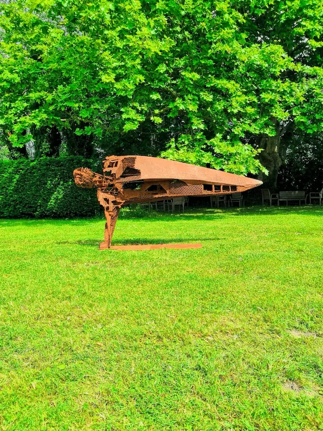 Sculpture unique de Julien Allègre : Équilibre illusoire — Vue 4