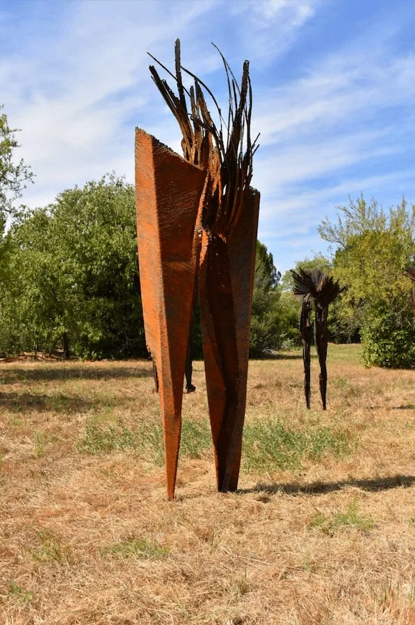 Sculpture unique de Julien Allègre : Homme Fossile, Resurgence de Julien Allègre
