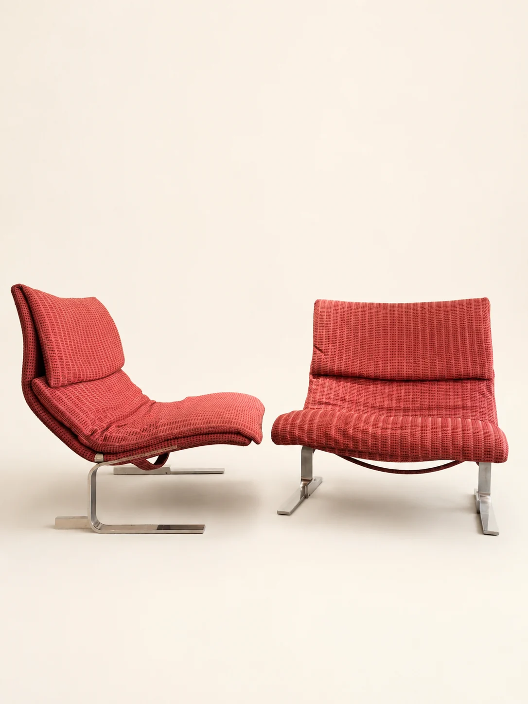 Pair of Saporiti armchairs