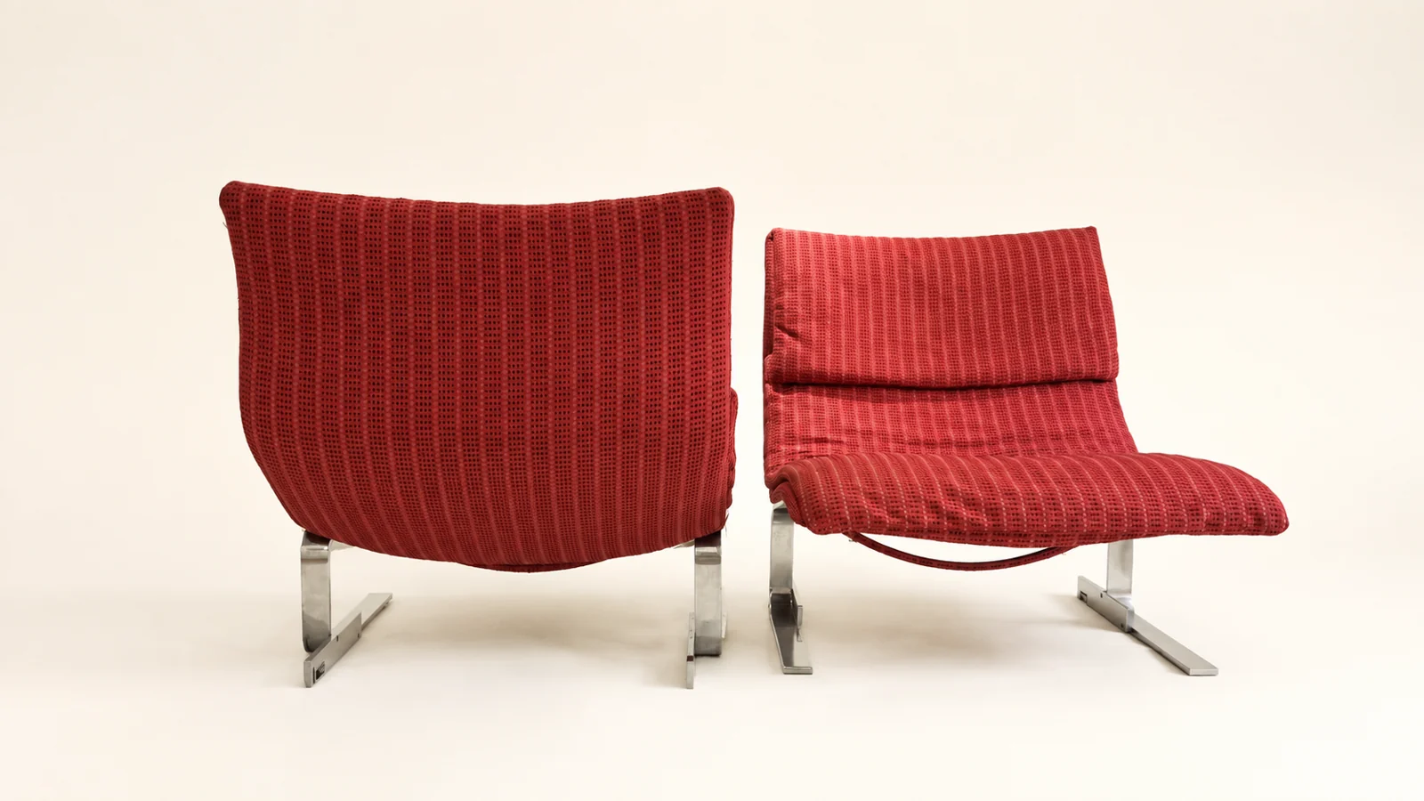 Pair of Saporiti armchairs