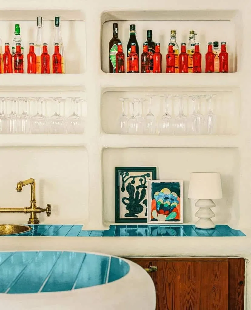 Elle Decor — Casa Muñoz hosts a piece from the Flowers series